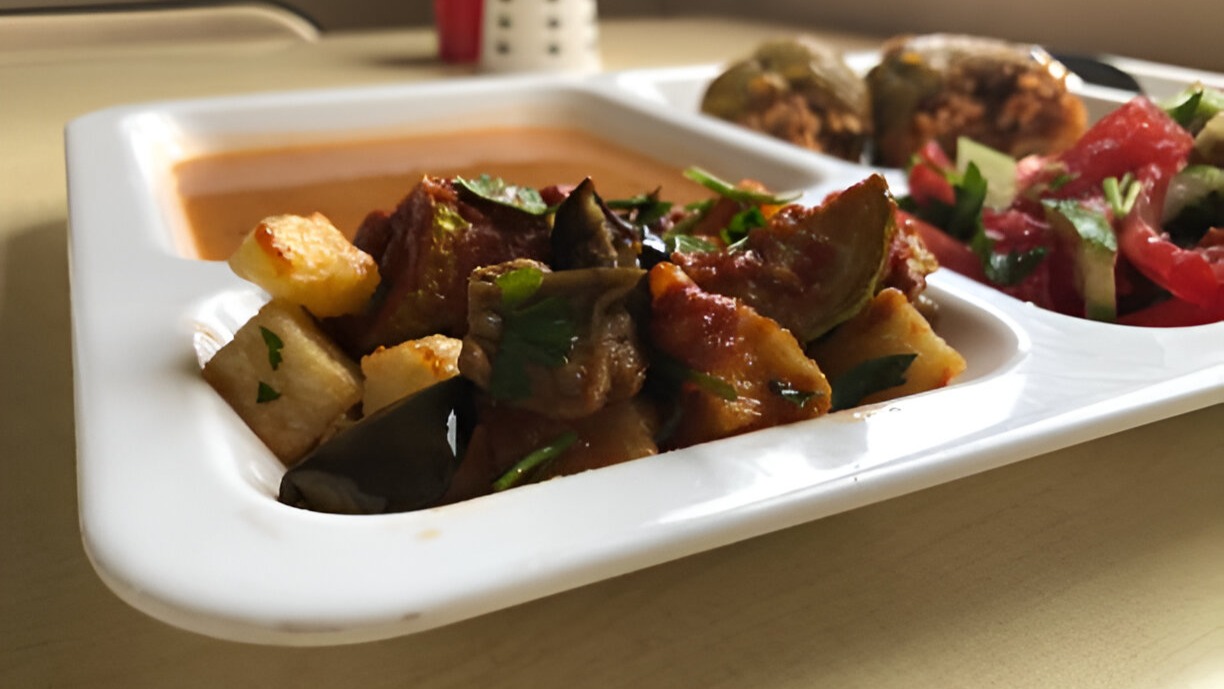 Pendik , Tuzla , Kartal Catering Hizmeti Merdane Catering olarak, yerinde catering hizmeti ile organizasyonlarınızı ve etkinliklerinizi özel kılmak için yanınızdayız.